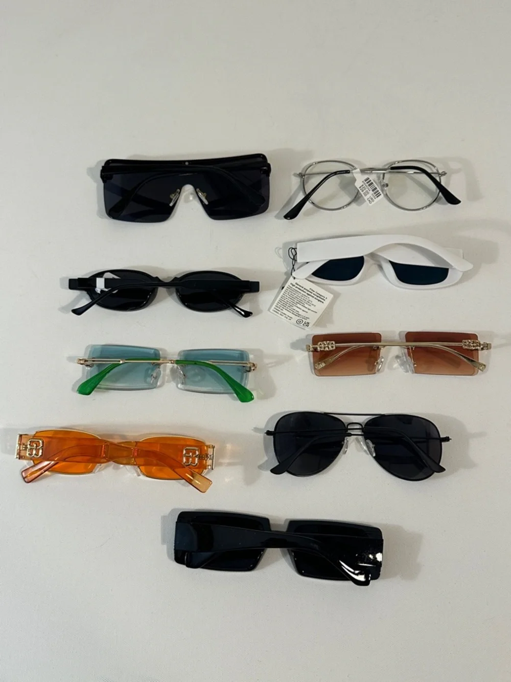 9 PAIRS OF MENS TRENDY SUMMER SUNGLASSES
